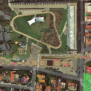 Ciudad Jardin Apartment